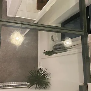  Apartment Dealhouse F7-